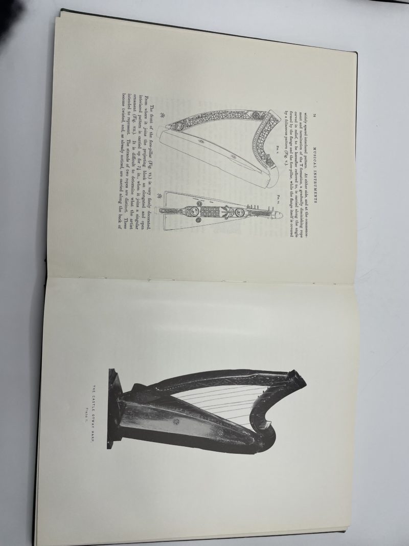 Lot de 2 livres de collection « The ancient music of Ireland » et « The Irish and Highland Harps » – Image 8