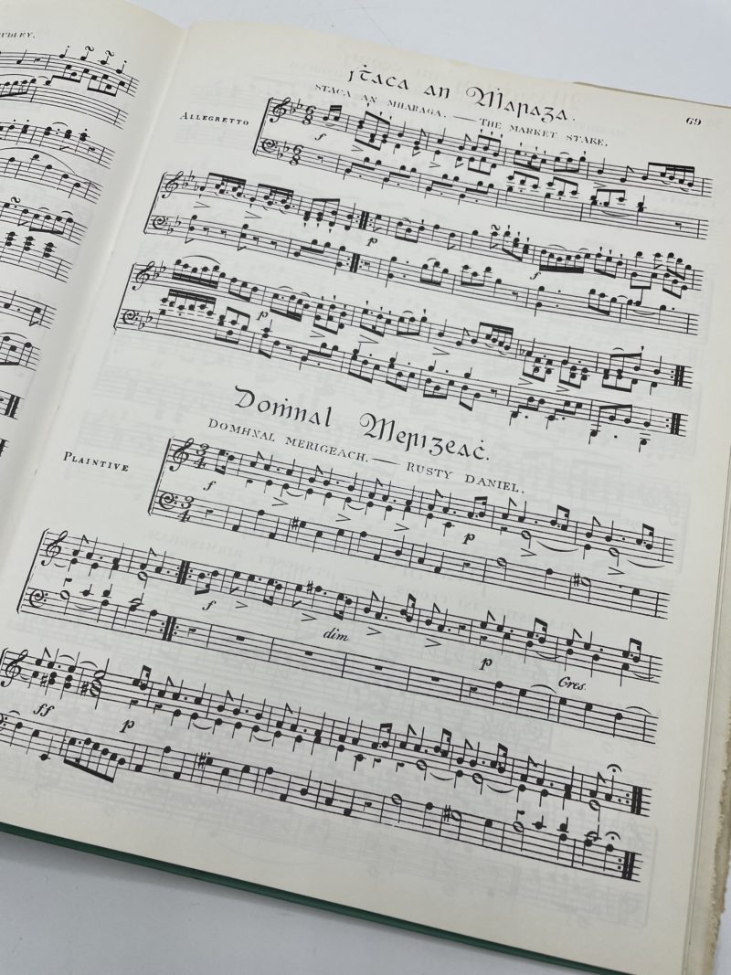 Lot de 2 livres de collection « The ancient music of Ireland » et « The Irish and Highland Harps » – Image 5