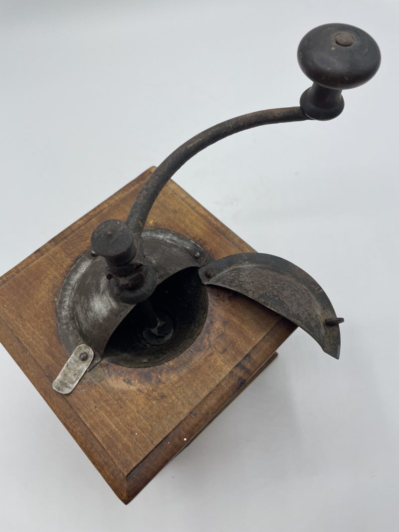 Moulin à café vintage ancien en bois Peugeot – Image 2