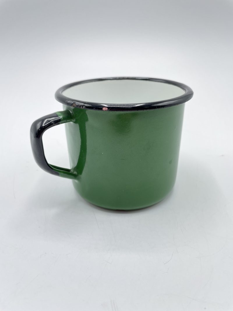 mug email tasse vintage metal vert noir blanc camping