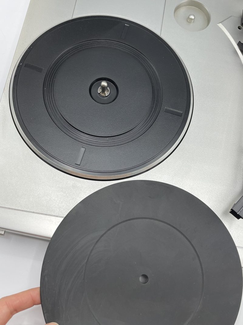 Platine pour vinyles 33 et 45 tours KENWOOD P110 – Image 2