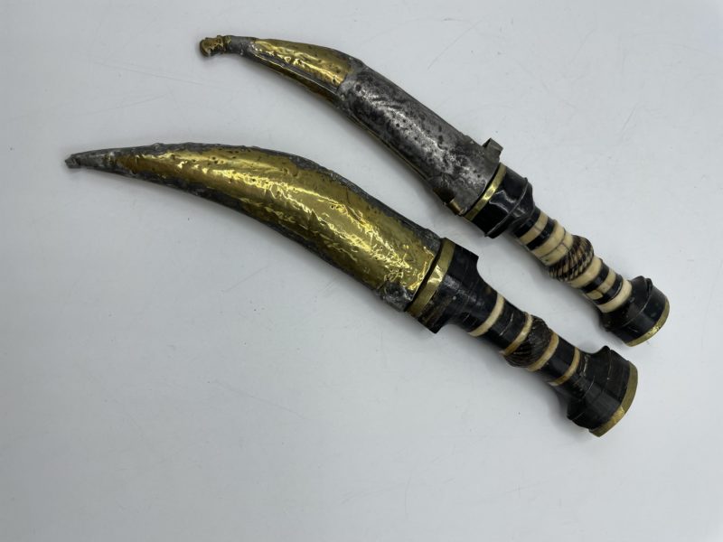 Duo de poignards orientaux de collection – Image 9