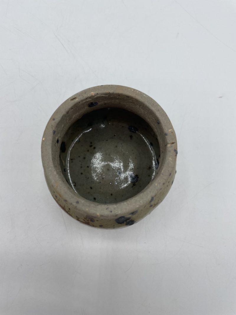 Lot de pots et bol sur pied en grès vintage – Image 9