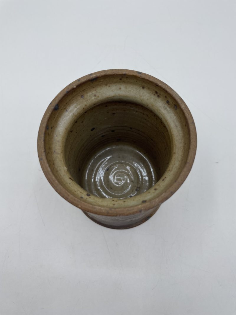 Petit pot sur pied en grès vintage avec couvercle – Image 5