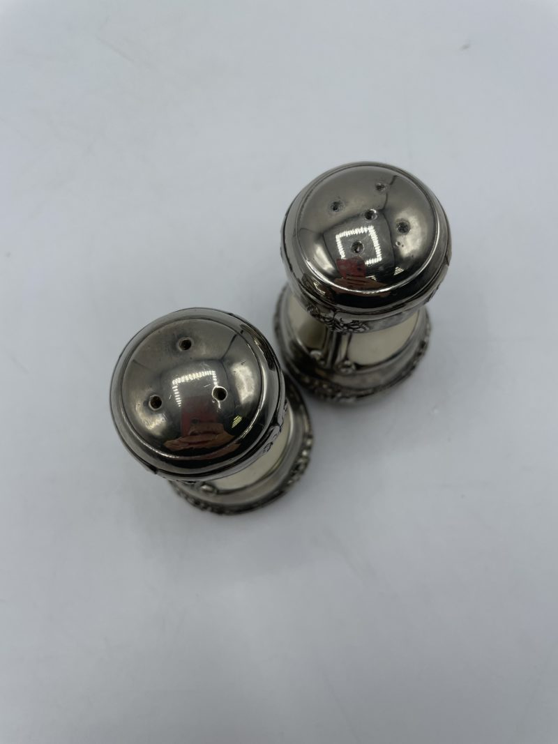 Duo salière poivrière vintage métal – Image 2