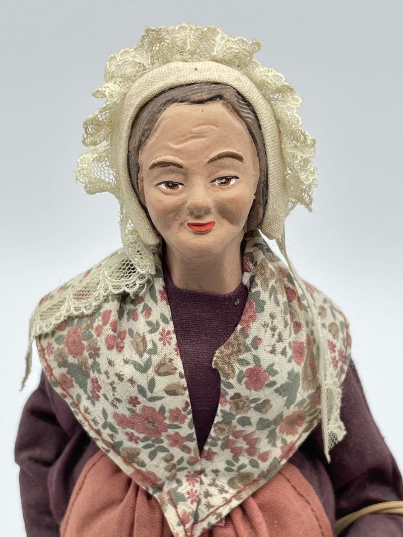 Grand santon collection Escoffier marchande d'aïl – Image 5