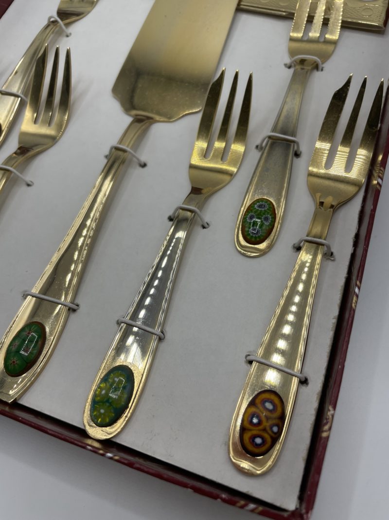 Set pour galette des rois avec fourchettes à gateau pelle à tarte et couronne – Image 2