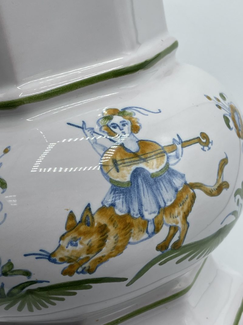 Vase vintage faïence Moustiers vintage blanc et vert – Image 3