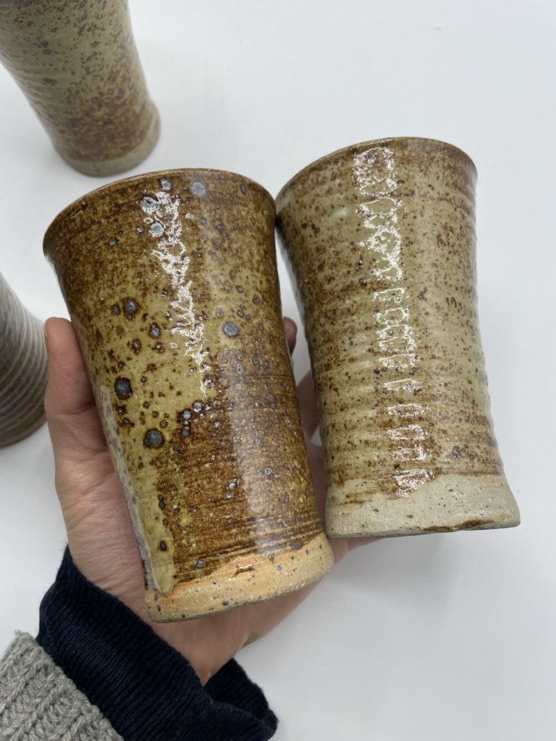 Verres à eau ou gobelets vintage en grès – Image 5