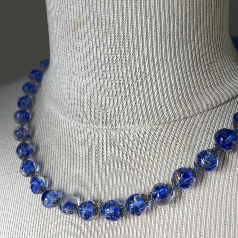 collier vintage perle bleu verre