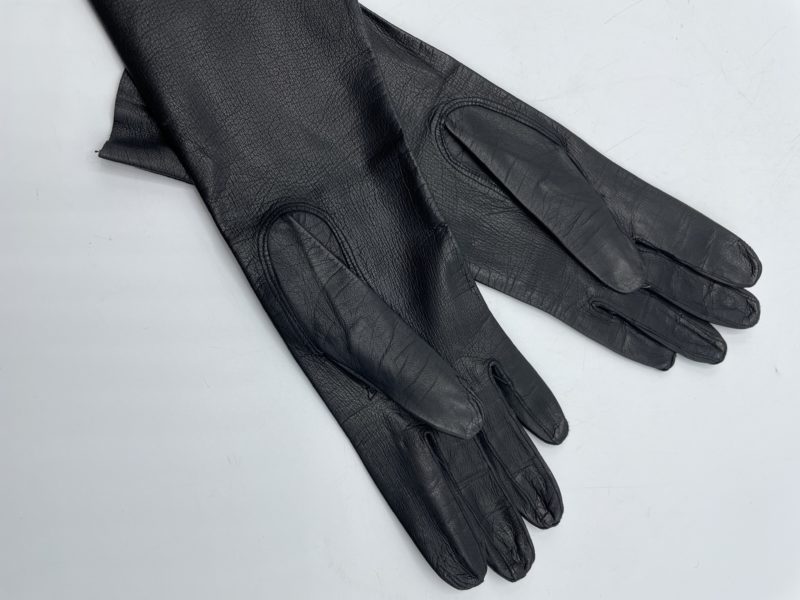 Paires de gants pour femme en cuir noir vintage – Image 6
