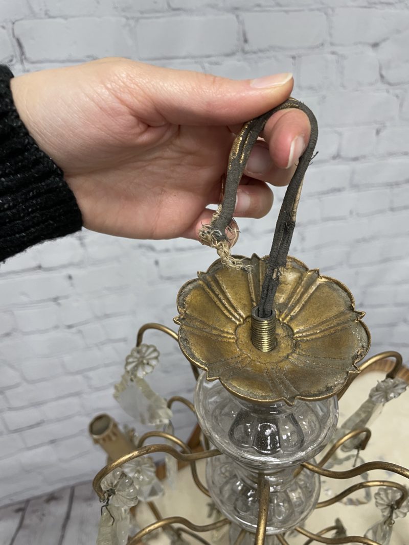 Lustre plafonnier vintage métal doré et pampilles en verre – Image 2