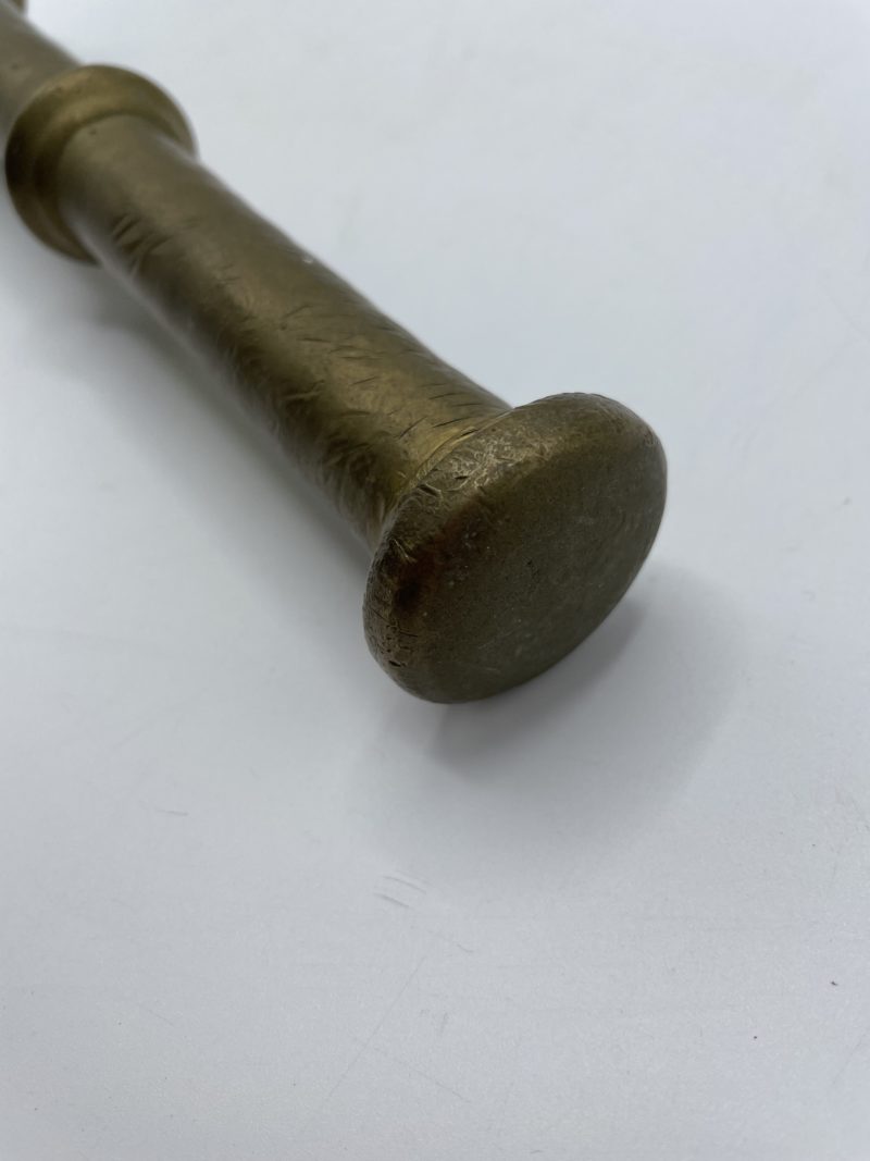 Grand pilon vintage en bronze – Image 8