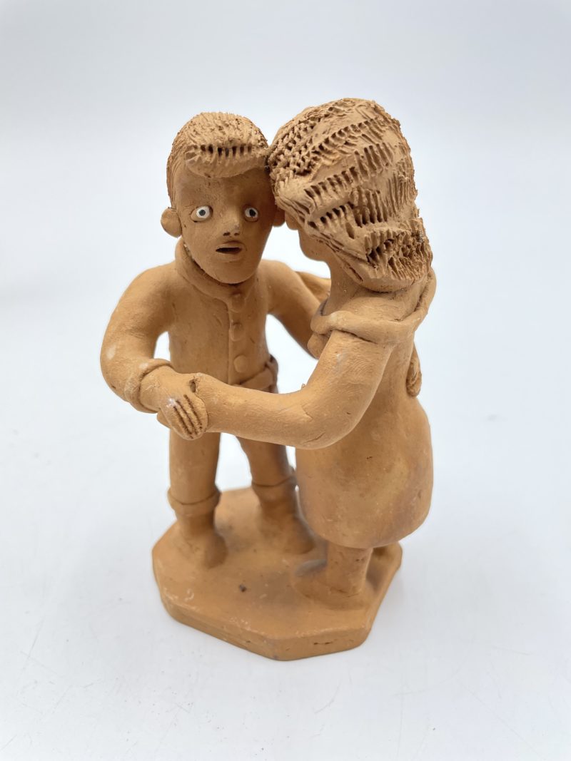 Trio de sculptures en terre cuite de l'artiste brésilien Luiz Antonio Caruaru – Image 11