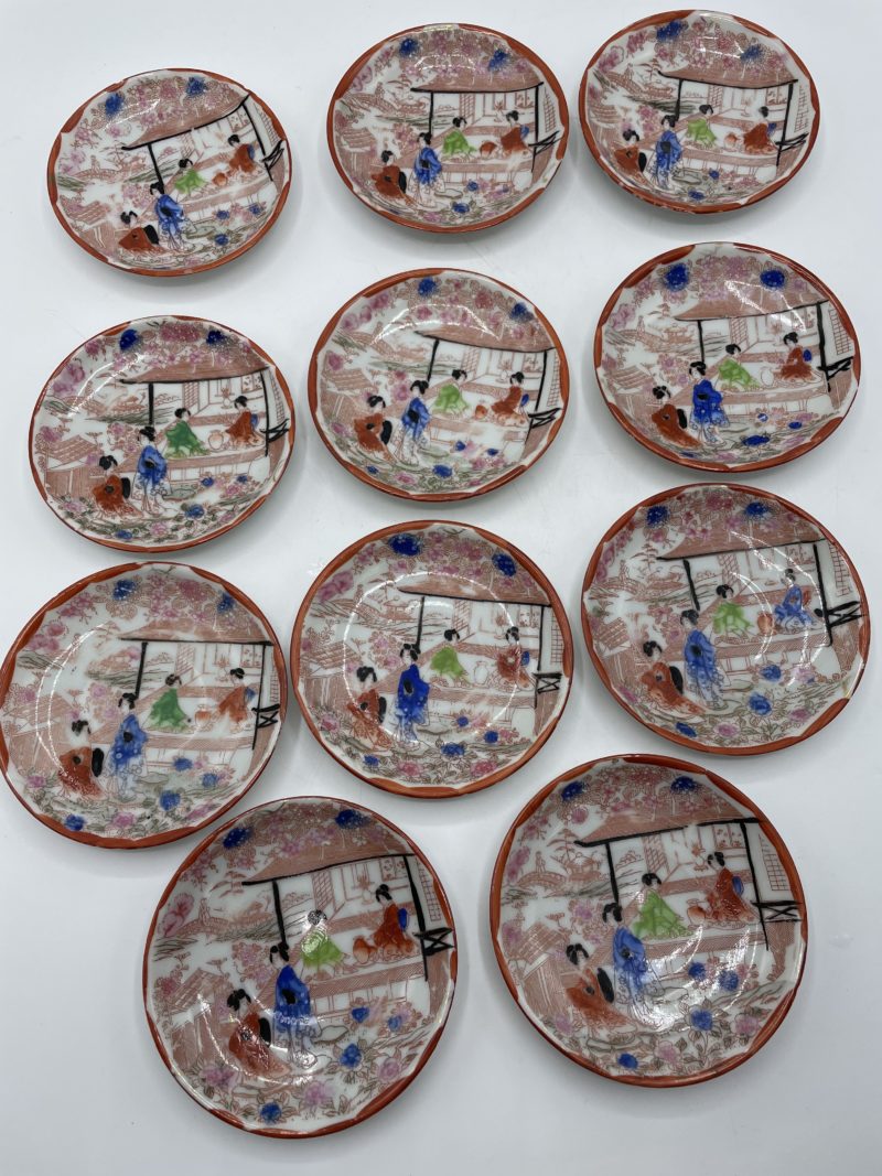 SService à thé tasses et soucoupes vintage en porcelaine du Japon rouge – Image 5