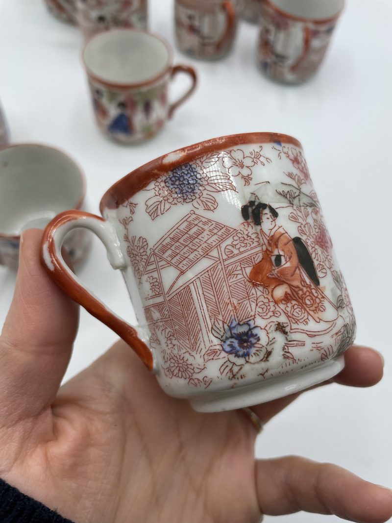 SService à thé tasses et soucoupes vintage en porcelaine du Japon rouge – Image 3