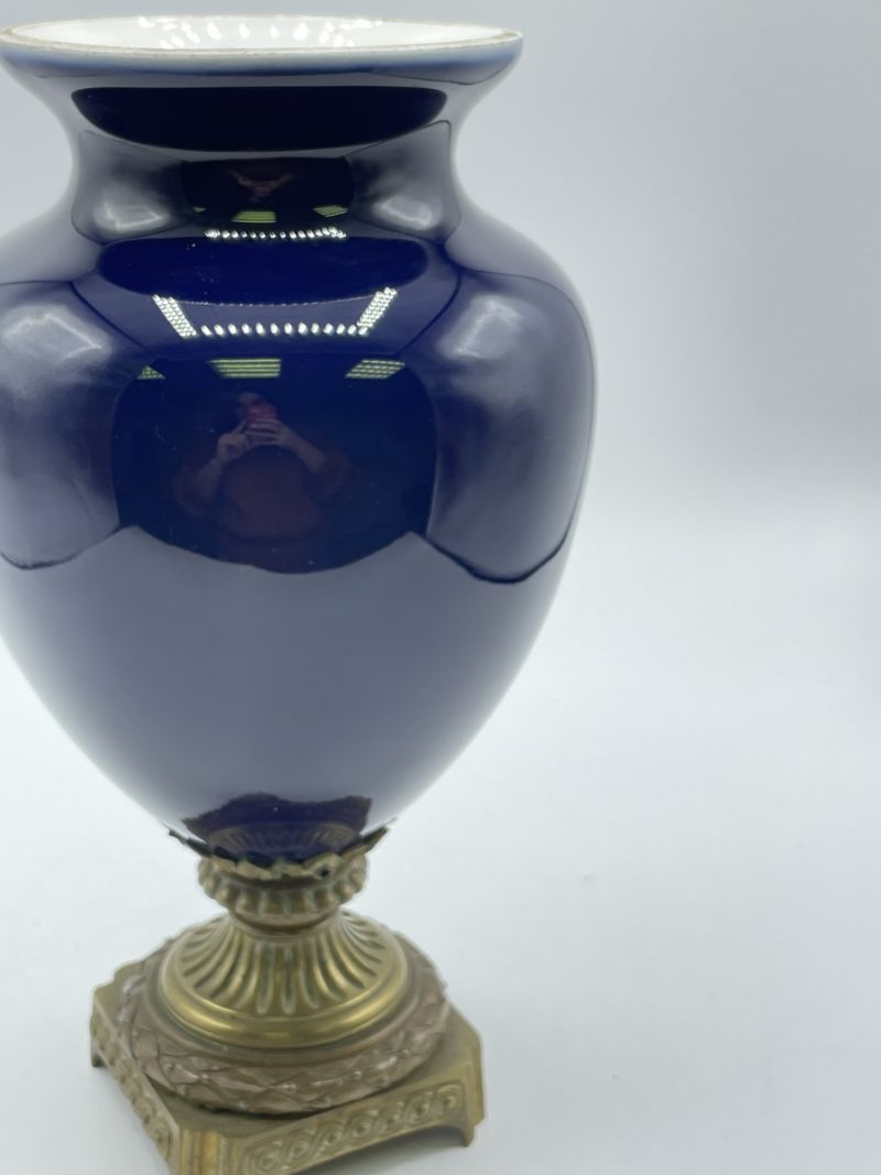 Grand vase en céramique vintage à pied – Image 5