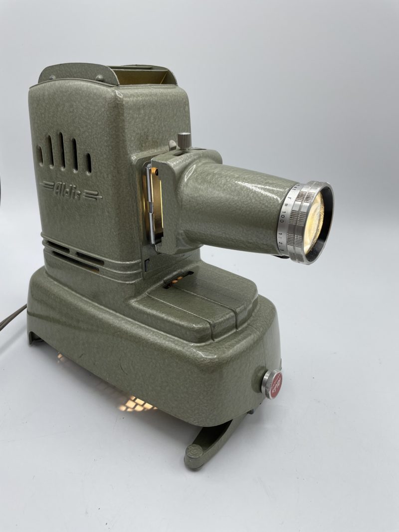 Ancien projecteur à diapositives vintage  ALDIS Aspheric – Image 9