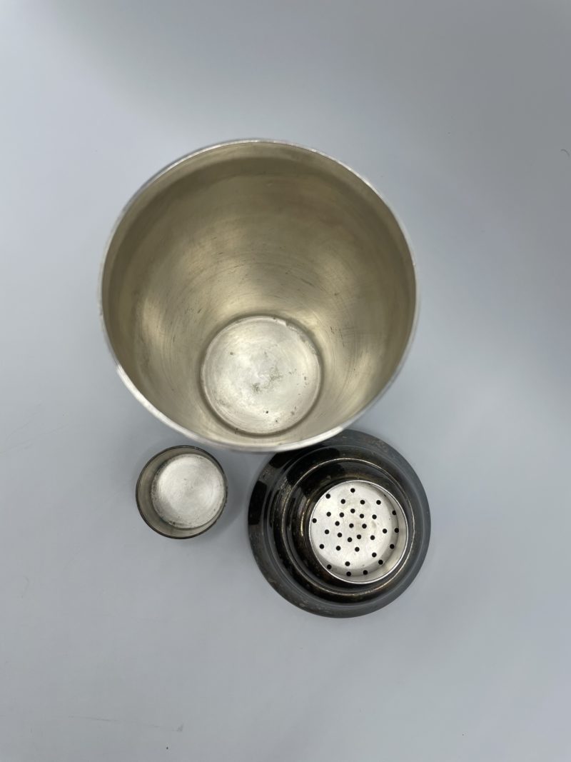 Shaker vintage en métal argenté – Image 4