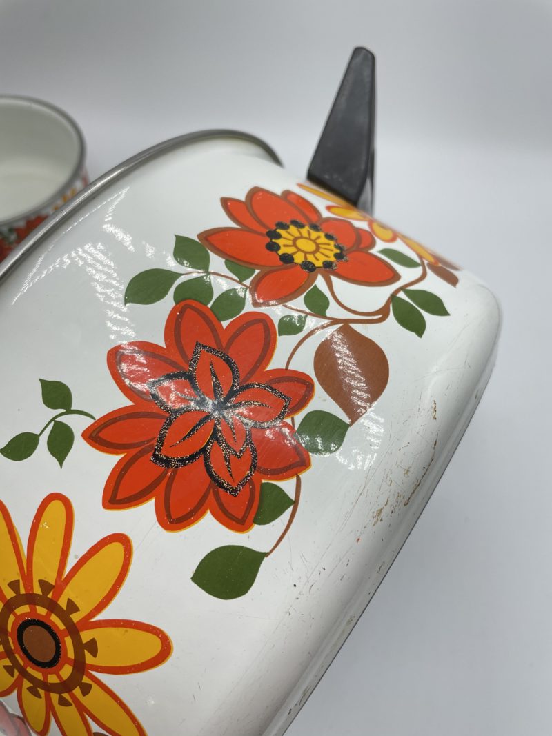 Batterie de casseroles fleuries années 70 – Image 5