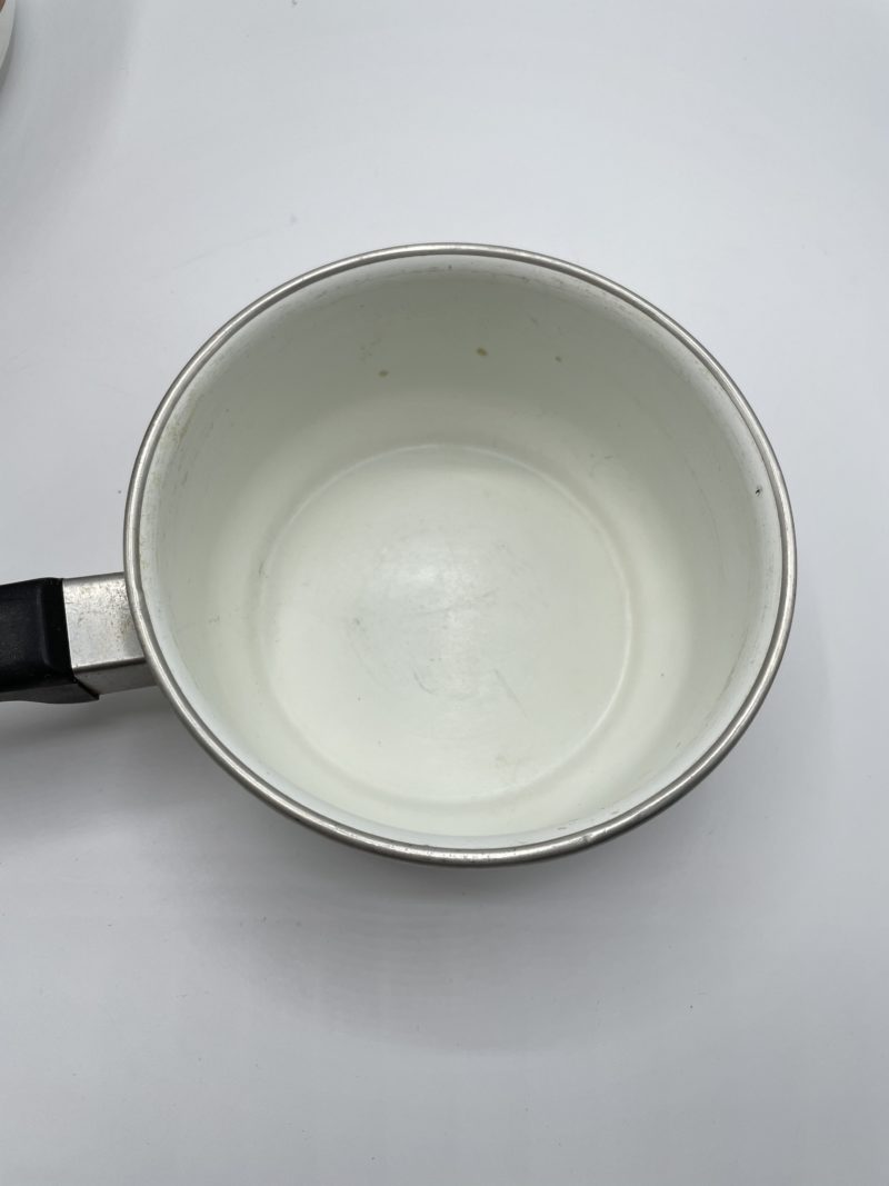 Batterie de casseroles fleuries années 70 – Image 4