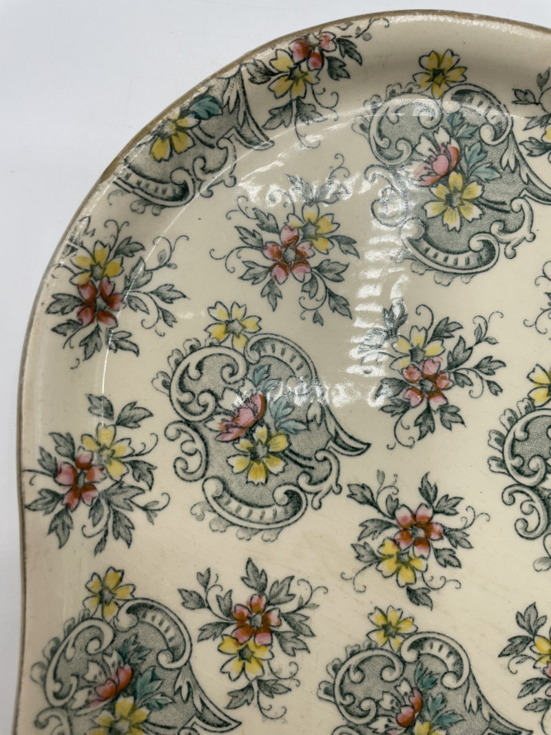 Plat vintage anglais en faïence – Image 4