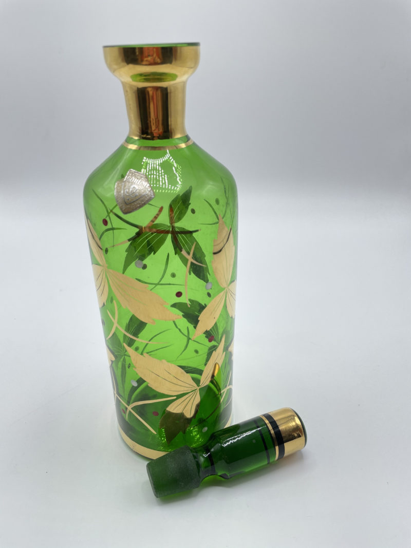Bouteille en cristal vert de bohème – Image 2