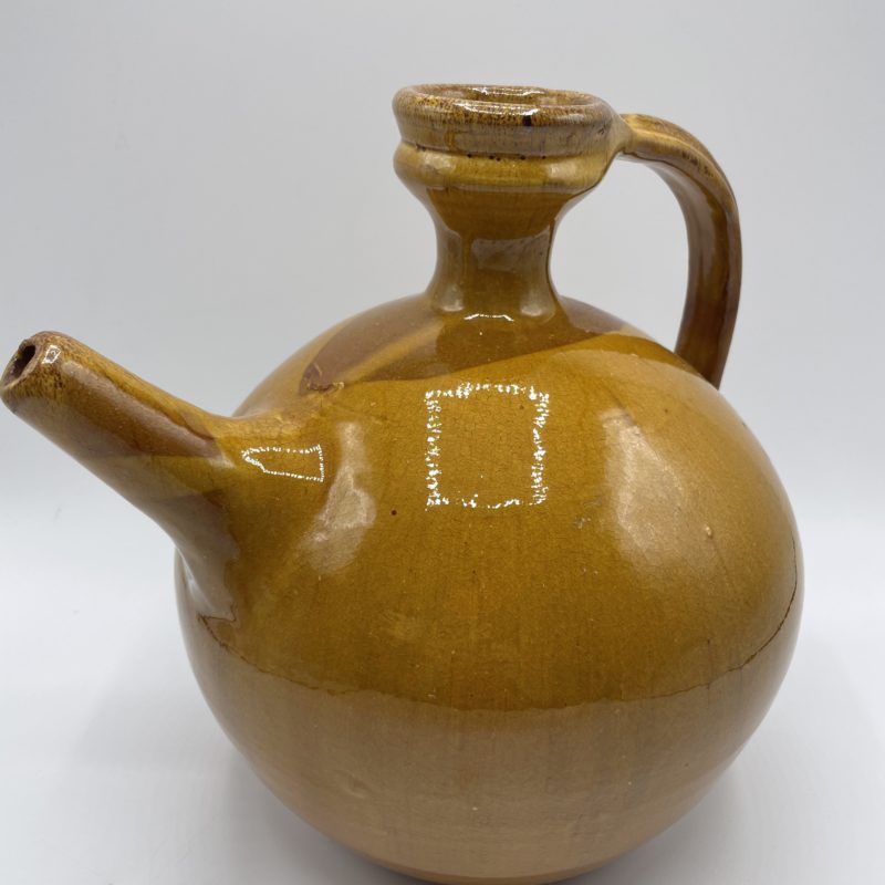 cruche carafe jaune poterie meyssac correze