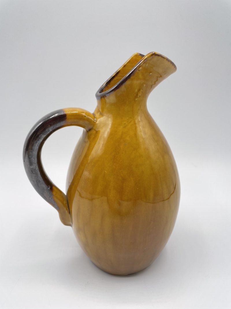 carafe cruche pichet vallauris jaune ocre vaisselle vintage