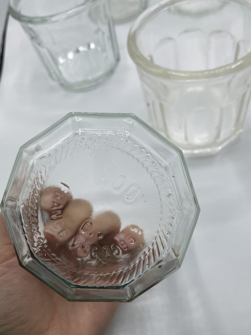 Ancien pot à confiture en verre à facettes 500mL – Image 8