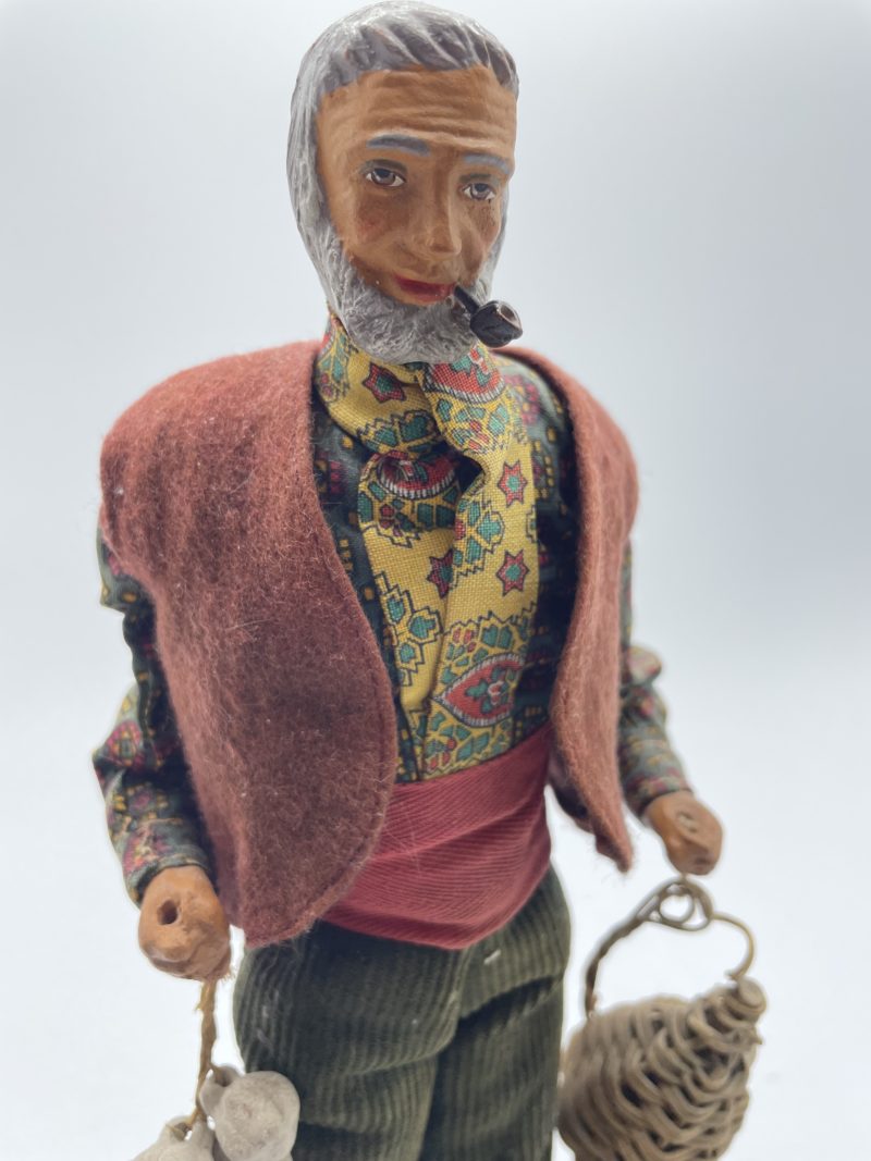 Duo de grands santons de collection Chave Aubagne Bartoumieu et la femme à la poule – Image 10