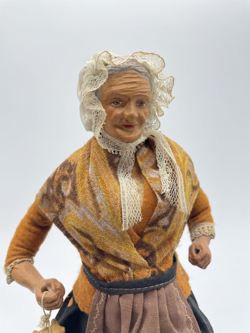 Duo de grands santons de collection Chave Aubagne Bartoumieu et la femme à la poule – Image 3