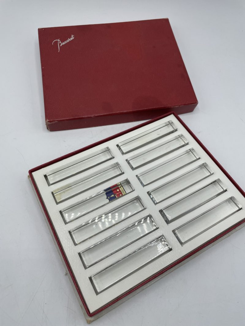 Lot de 12 repose couverts repose couteaux en cristal Baccarat – Image 10