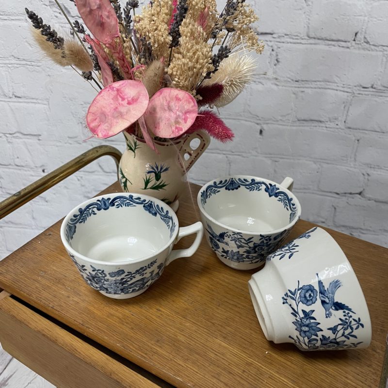 tasse the vintage faience anglaise fleur bleu