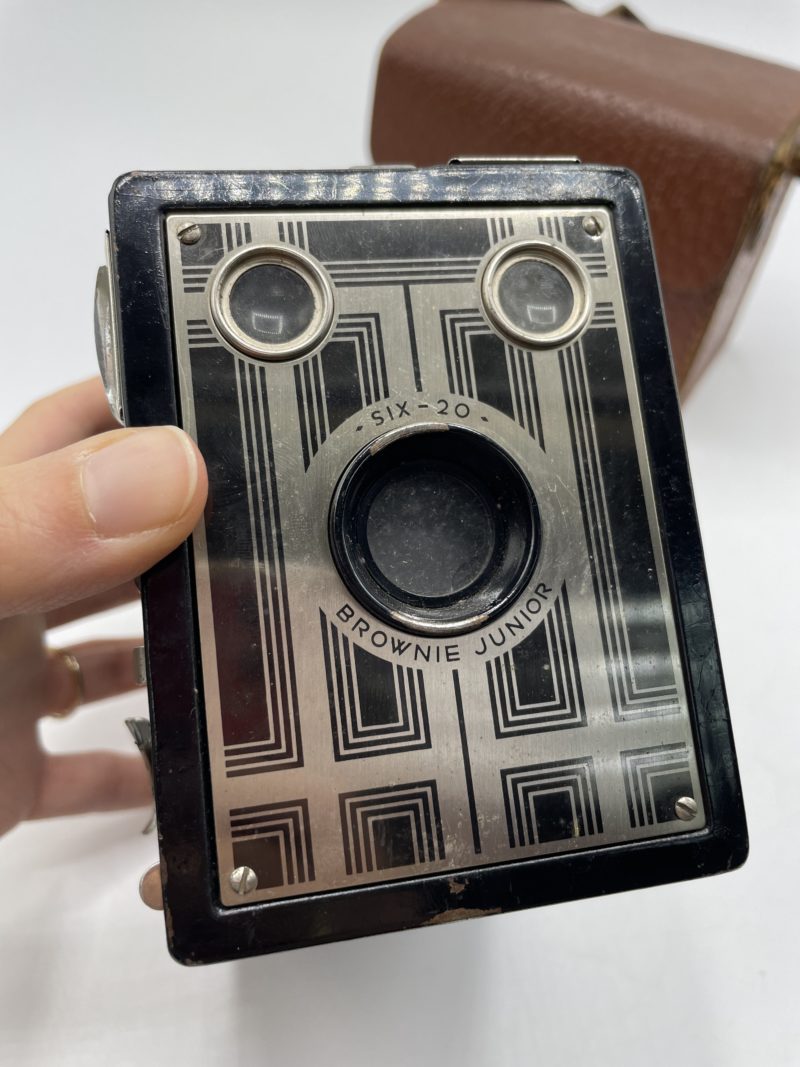 Appareil photo vintage Kodak Brownie Junior Six 20 – Image 4
