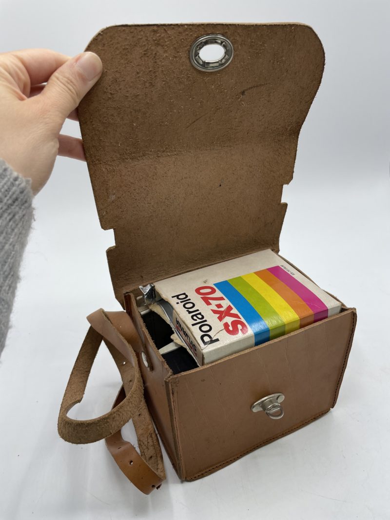 Appareil photo vintage Polaroid 1000 avec bouton rouge sacoche et accessoires – Image 11