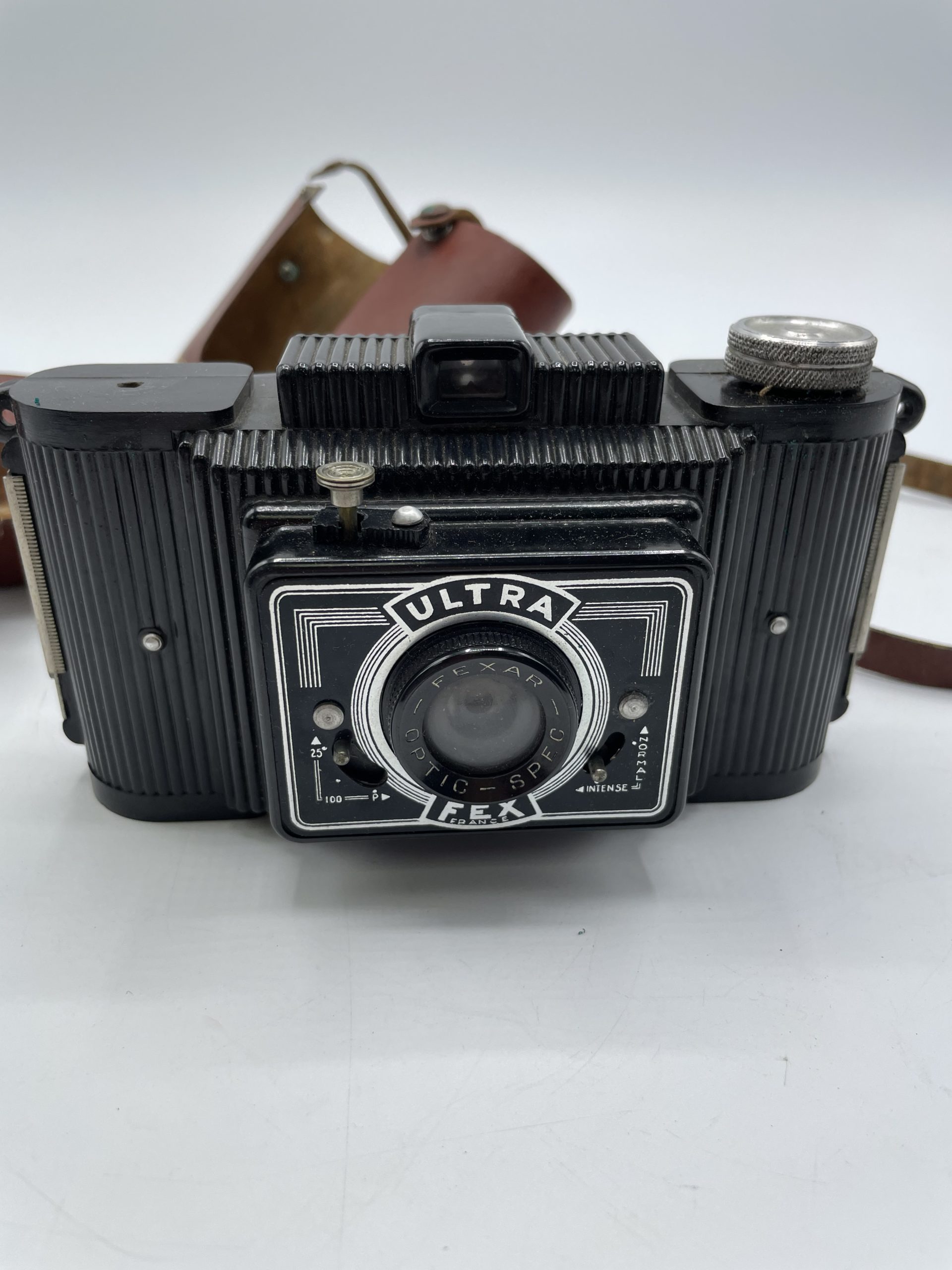 Appareil photo vintage sur pied - Location par thème/Vintage - La festibox