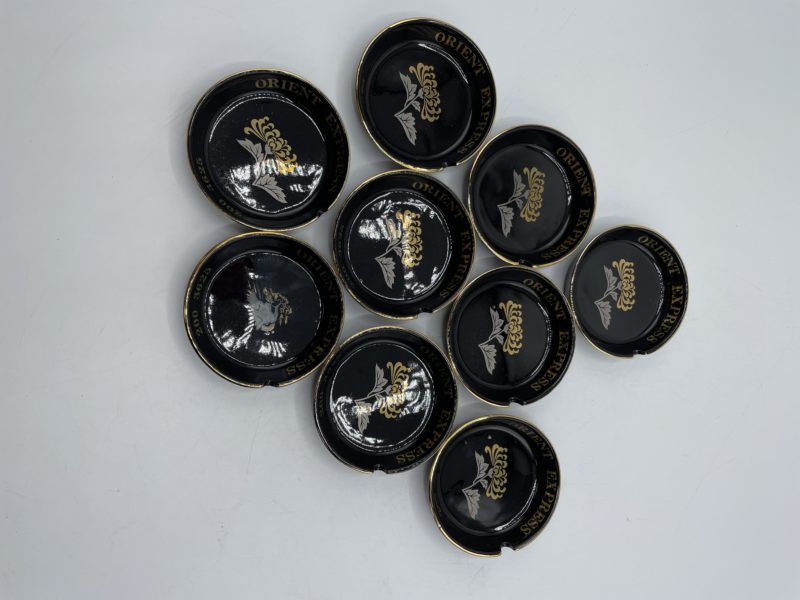 Lot de 9 petites soucoupes en porcelaine noires Orient Express Japon – Image 2