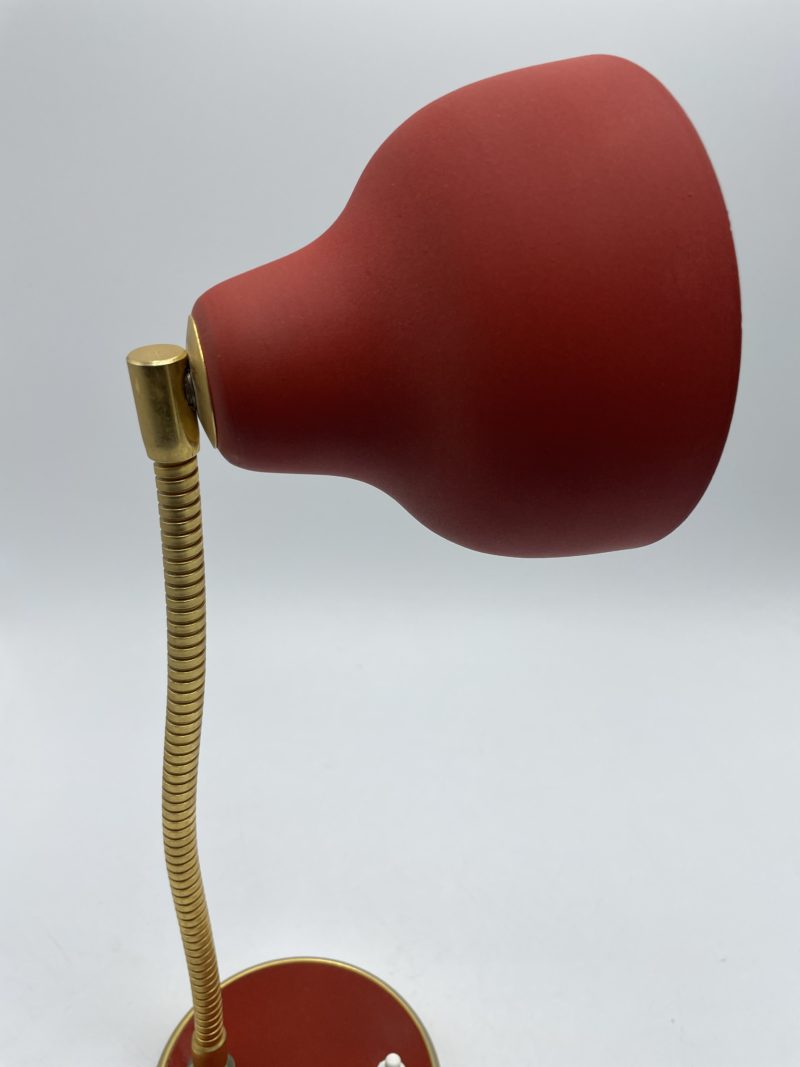 Lampe de bureau vintage rouge à poser années 50 60 – Image 5