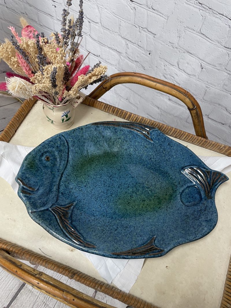 plat vitage ceramique artisanal bleu poisson