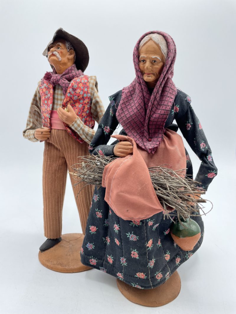 Duo de santons de grande taille collection Jouglas vieille au fagot et paysan – Image 12