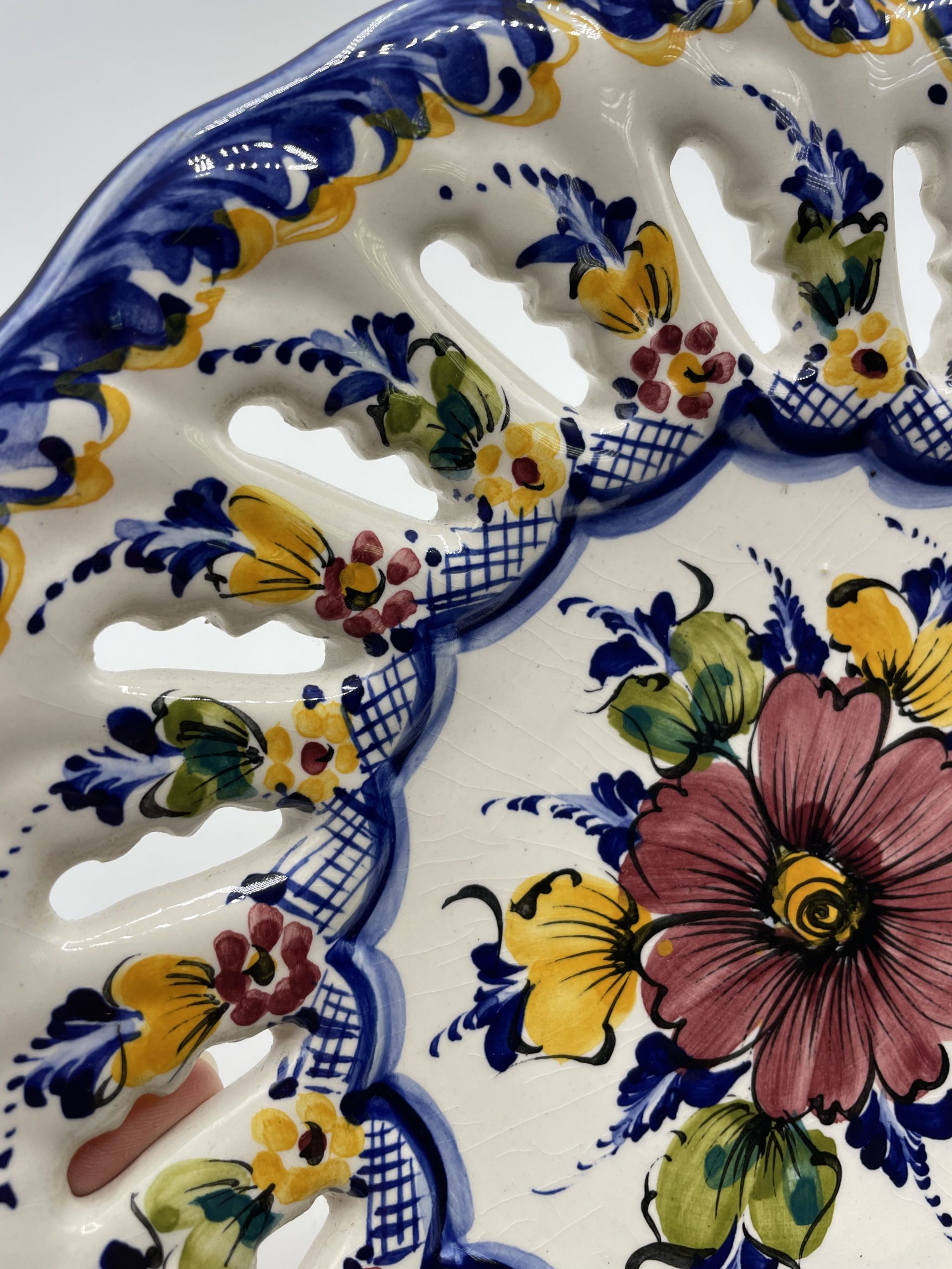 Assiette céramique ajourée Portugal décorative – Image 5