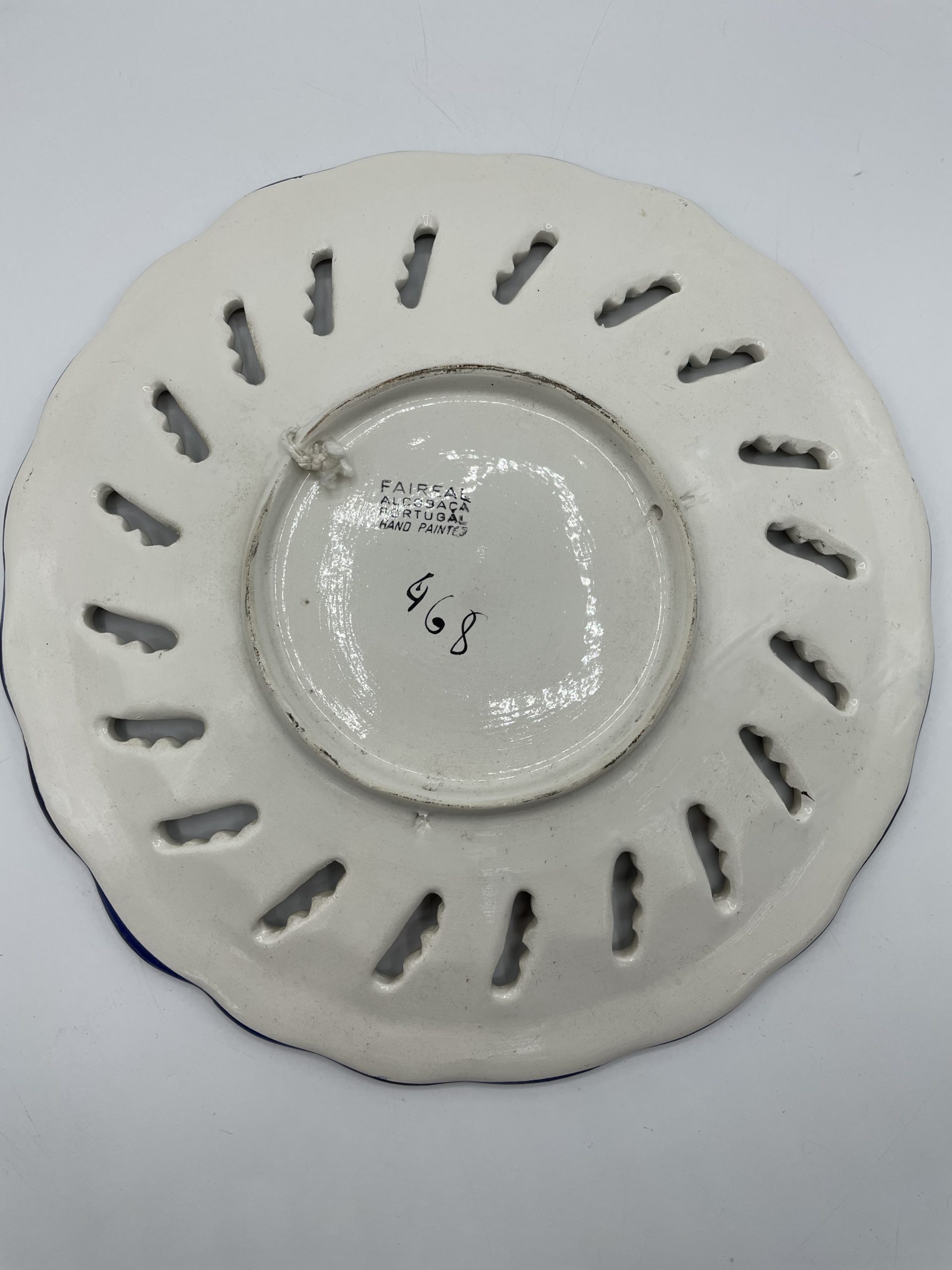 Assiette céramique ajourée Portugal décorative – Image 3