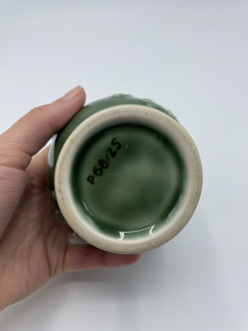 Petite carafe cruche céramique vert grappes de raisin – Image 5