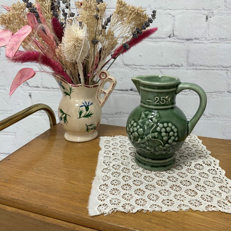 cruche carafe ceramique vert vintage vaisselle raisin vignes
