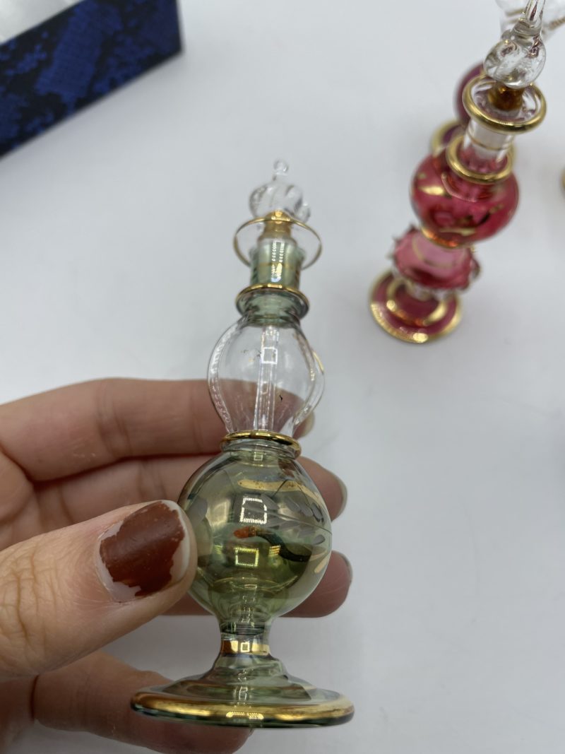 Lot de 5 petits flacons à parfum égyptiens vintage – Image 3
