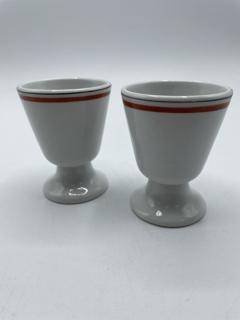 Lot de 4 gobelets en porcelaine d'Auteuil Paris – Image 4
