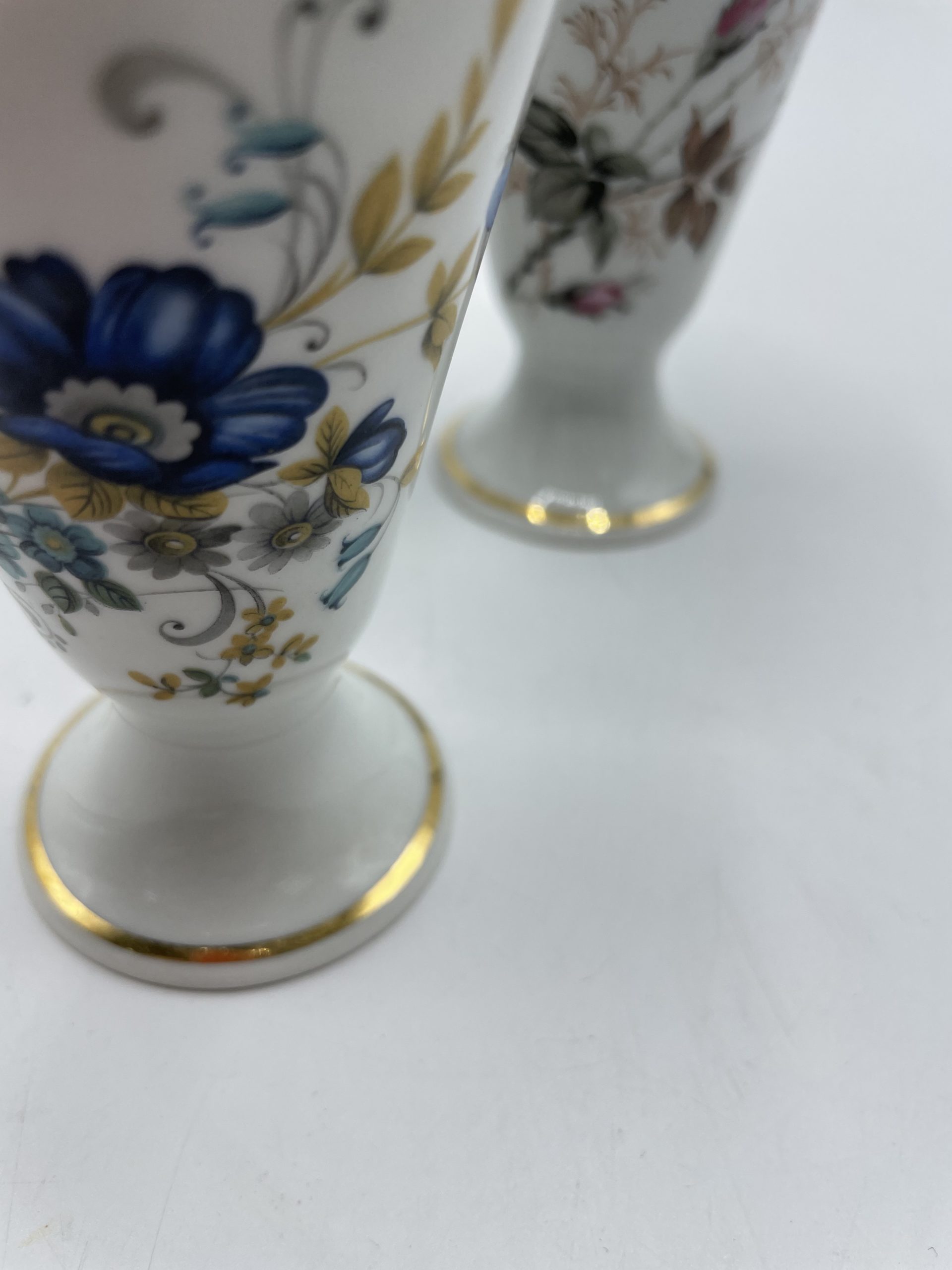 Lot de 3 mazagrans vintage porcelaine de Limoges décor de fleur romantiques – Image 2