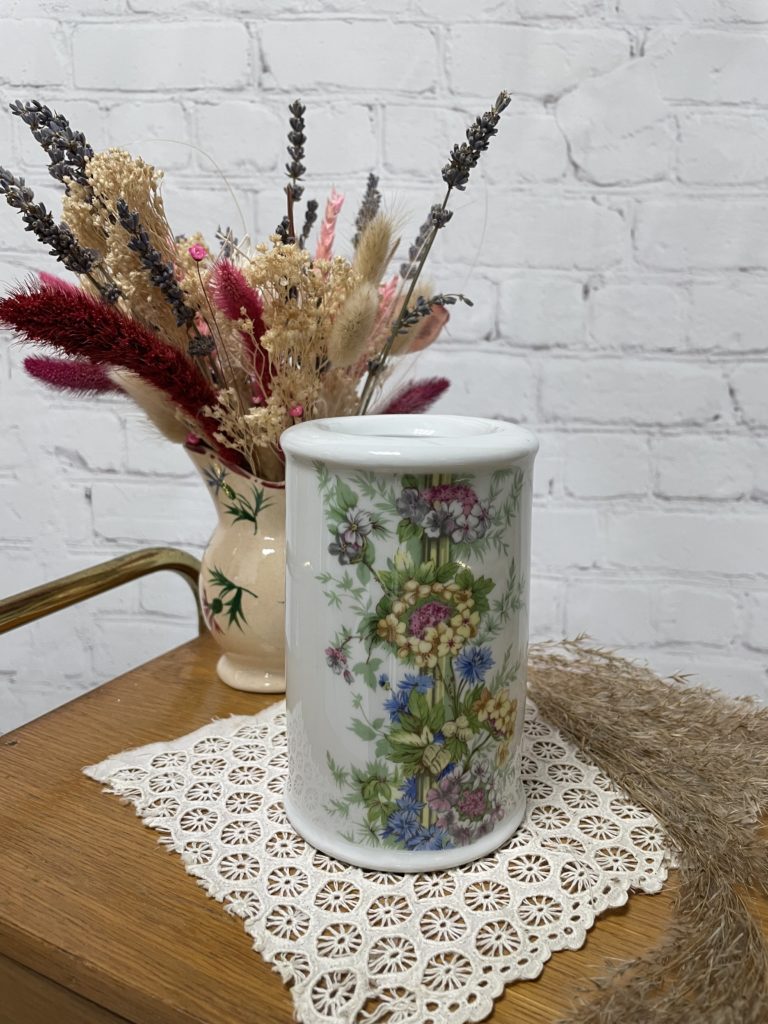 POT COUVERT EN PORCELAINE DE PARIS DECOR FLEURS EUR 49,00 - FR