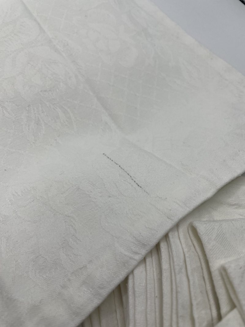 Lot de 13 serviettes de table vintage – Image 9